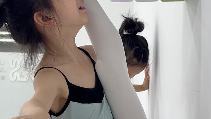 You’ll know just how brutal wall splits are for dance majors once you watch this!