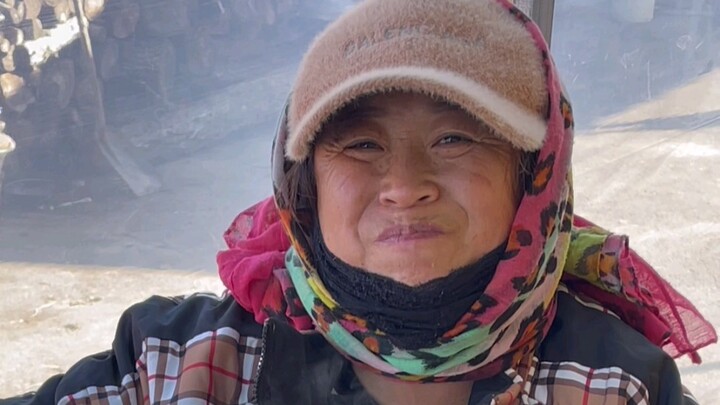 حافظ على حبك وشغفك بالحياة، وعش كل يوم بحماس وحيوية.