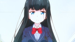 The girl was isolated and couldn't make friends because she was too outstanding