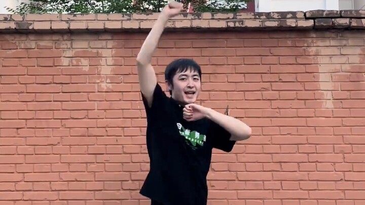Who says uncles can't be Wang Xinling's boys? ! Sweetheart uncle dances to Wang Xinling's "Love You"