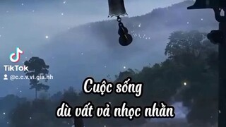 xin chúc mọi người và gia đình mọi người khỏe mạnh