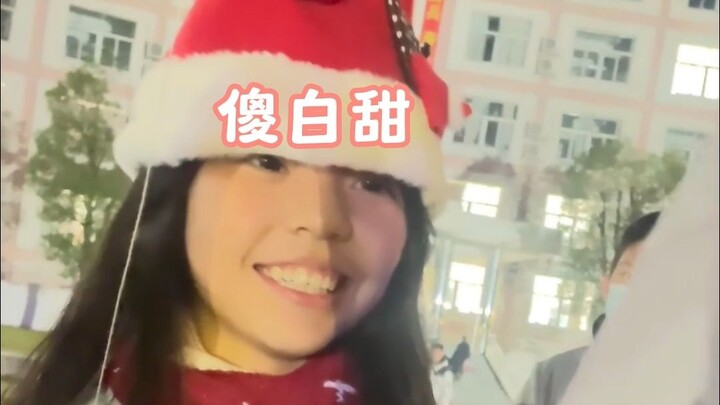 Memberi hadiah Natal kepada sang dewi yang tinggal di kota lain, ternyata malah jadi bahan tertawaan
