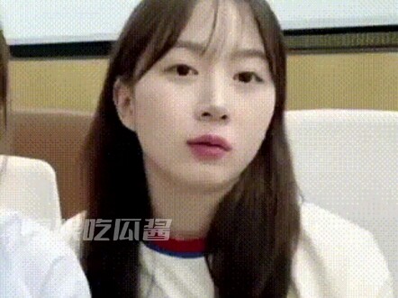 这么腼腆文静内向社恐的小姐姐怎么干的事一个比一个炸裂