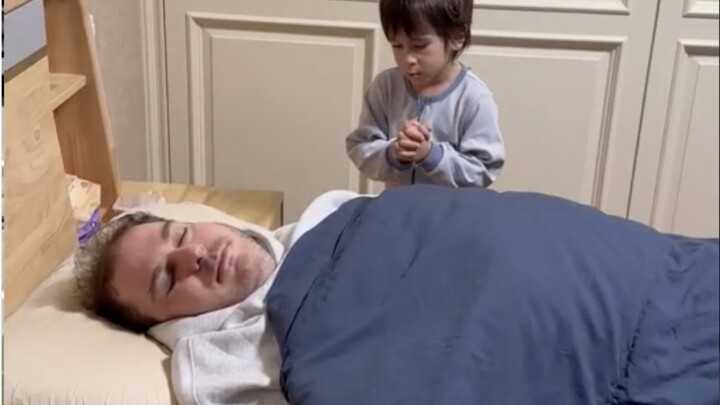 تشانغ ناليه: لو لم يكن والدي في حالة «خطرة على الحياة»، لما أصبحتُ بهذه الطلاقة في الإنجليزية.