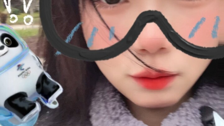 Winter is the season to pile on the pounds 🧁🍡🍧🍰🍳🍔🥙🌭🥩