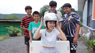 ใครเป็นคนตบ