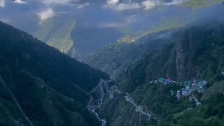 पहाड़ों का ये नज़ारा दिल जीत लेगा 🏔️❤️ | Beautiful Mountain View