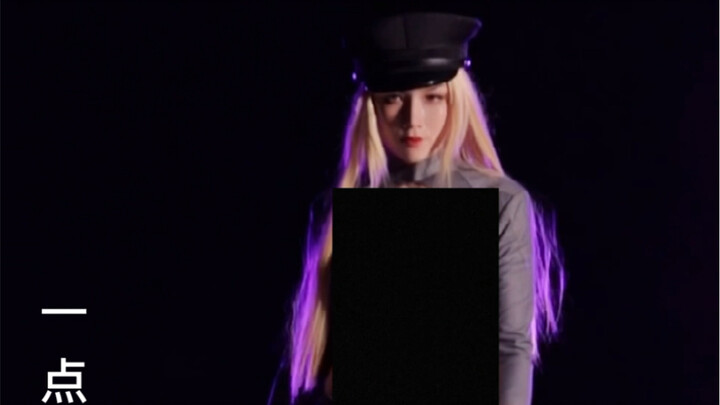 This skirt is short enough this time!