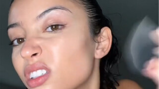 Her makeup looks so natural; both her skin condition and technique feel incredibly relatable.