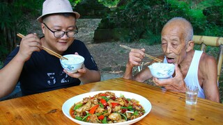 Yummy Pig Intestine Recipe: Get it Stewed before Stir-fried