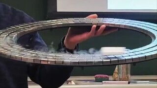 การทดลองในห้องเรียนของมหาวิทยาลัยชิงหัว แม้จะไม่เข้าใจ แต่ก็รู้สึกประทับใจอย่างยิ่ง