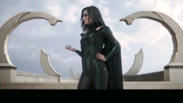 توقعات هايلا حول ضربة عودة بلاك بينك في 2025 لعالم الكيبوب