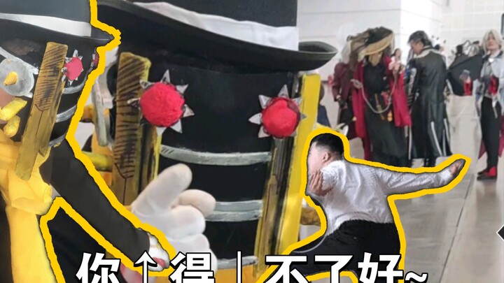 Creating miracles for you: What’s it like to go to a comic con?