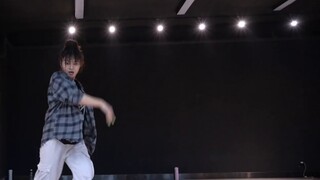 Cover dance "BTBT" BI Kim Hanbin | Versi perempuan
