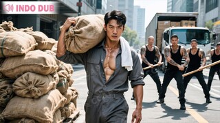 Dewa Perang "Tinju" pensiun jadi porter, tiba-tiba dihalangi oleh gangster untuk "salam" dan hasilny
