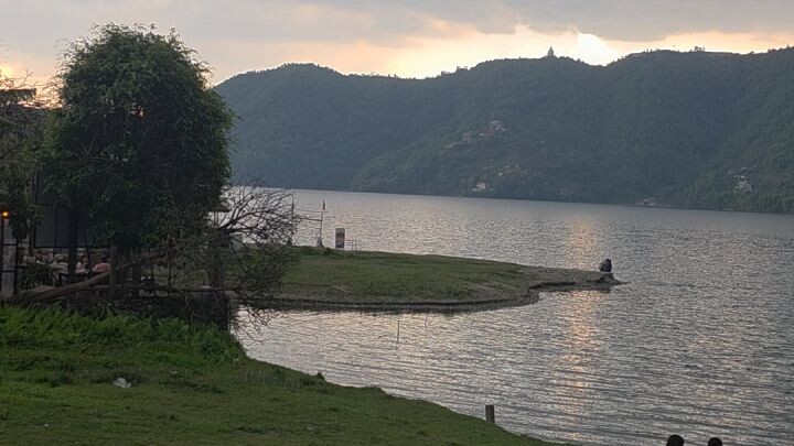 Pokhara lake at evening