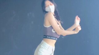 [Vertical screen] Ding Ding Dang Dance ~ Fat but with a nice belly line