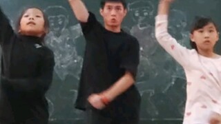 [Primary school students learn Locking from scratch] Two second graders, four eight-beats, try to ad