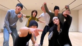 Teman-teman mahasiswa hadir untuk menantang! TXT CORTIS What You Want Dance Challenge
