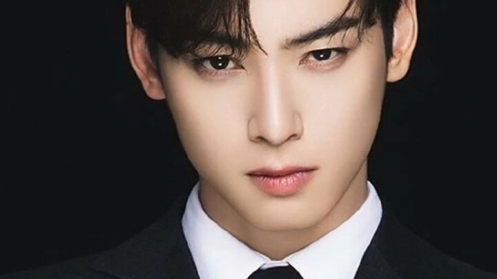 Cha Eun-woo, Han So-hee, and Lee Soo-hyuk’s webtoon poster can be said to be a perfect match for the