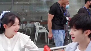 【羡入四月】咱就是说这氛围 谁能不磕谁能不可