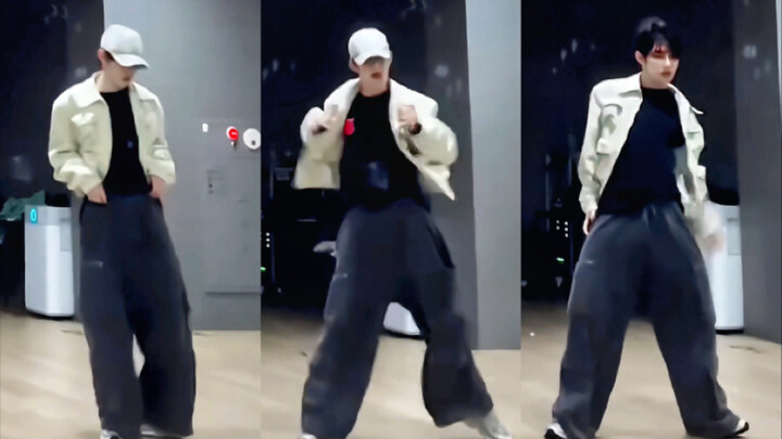 After Zhang Hao left WK1 choreography... he looks like a complete husband