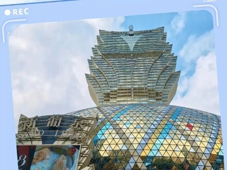 Chỉ vào ăn miễn phí được không nhỉ?