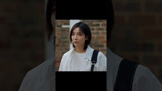 When you coincidentally meet your colleague😂 #kdrama #flexxcop #ahnbohyun #shorts
