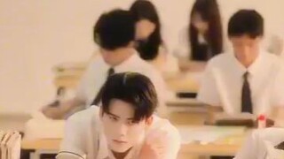 Namatay ako Ng iligtas ko Ang kampus crush.Pero nong akoy nabuhay hinahabol na niya ako