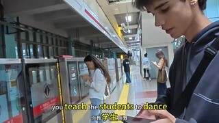 古巴男孩在北京教经典芭蕾舞