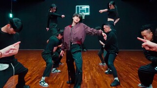 230318 Park Ji-min Set Me Free Pt.2 versi ruang latihan dirilis!