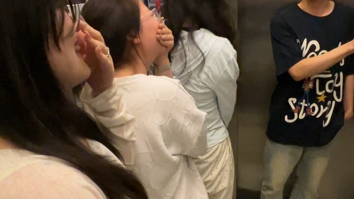 给路人看意义不明照片