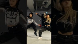 Swipe( ⚪️ ➠      ➠🔥 ) #amypark #debby #choreography