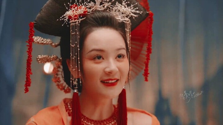 Director! Finally, there's a top star who doesn't want to be a chastity queen! Her words and actions