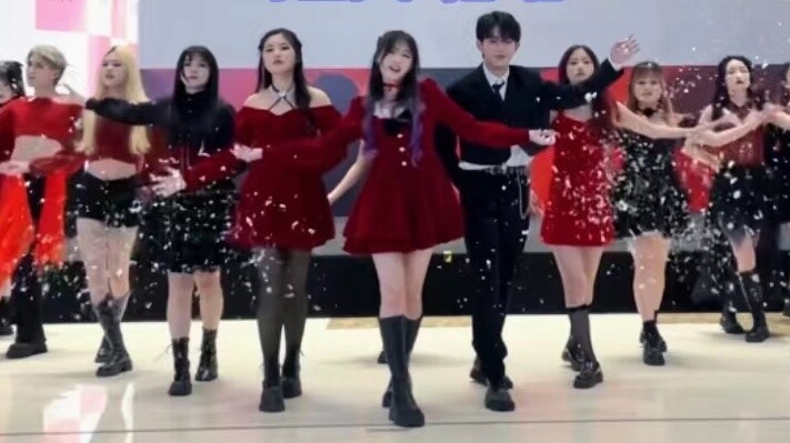 โรดโชว์ "Fantasy Fairytale" อันน่าทึ่ง | เวทีส่งท้ายปีของ IZ*ONE ที่หางโจว? ｜Secret Story of the Swa