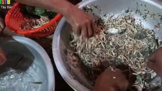 Rùng Mình Cảnh Thanh Niên Bản Suýt Hóc Vì Ăn Cá Chép Sống