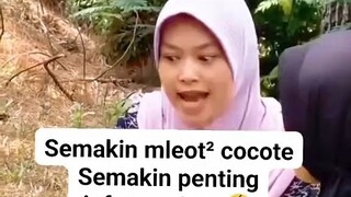 Ketika ras terkuat dibumi saling ngasih informasi 😆😂