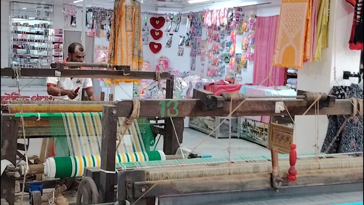 The Art of Handloom Weaving 🧵❤️