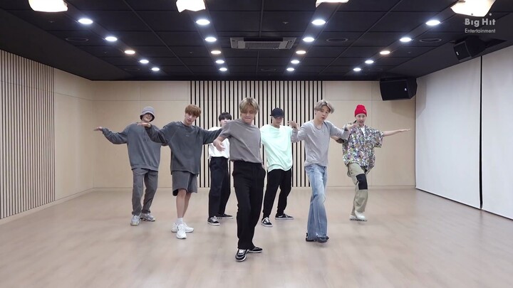 [Time-Shifted Subtitles] 200902 BTS - Dynamite Practice Room