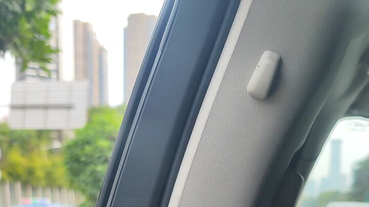 Tài xế thay thế: Gì mà ồn ào vậy?