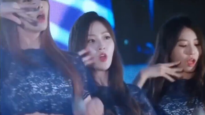 @Bestie Song Duohui lace top + tights, this is the perfect figure I dream about v