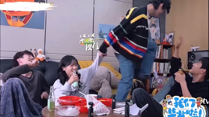 【عائلة الخنزير البري/البالغون السعداء】تشو يان تشين: كـ“الأخ الأكبر” بينهم، لماذا هؤلاء الإخوة والأخو