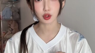 Đồ lưu niệm của Identity V vẫn quá đỉnh luôn