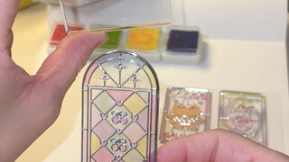 Có em bé thiên tài gợi ý rồi! Có thể dùng loại nhãn dán này để chơi đóng dấu!