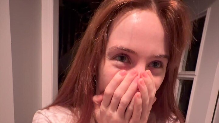 Traveled 8,800 kilometers to meet his British girlfriend in person, showing up right at her doorstep