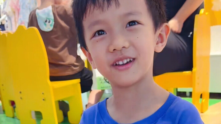 อาจารย์ที่ปรึกษาระดับปริญญาโทในมหาวิทยาลัยแอบบอกข้อสอบจริงให้ลูกชายล่วงหน้า 16 ปี จะถูกไล่ออกไหม?