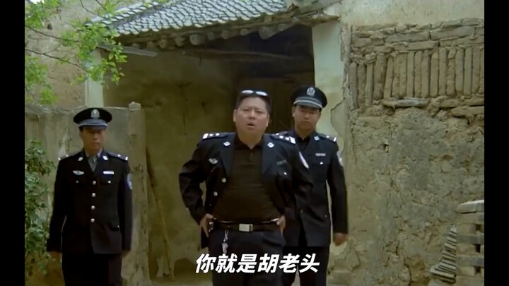 Guo Da doesn’t just excel at comedy; in his skits, he even performs Xintianyou.