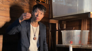 Istriku memintaku untuk menyiram toilet, aku memintanya minum sup, sebagai suami istri, kita harus s