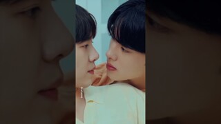 Haram can't take his eyes off from his boyfriend #blseries #bldrama #lovemate #koreandrama