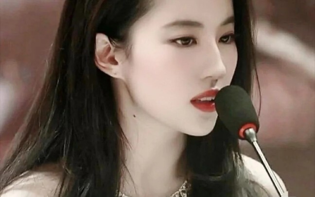 Why are you shoving this at me? Shove it at Xu Haiqiao!